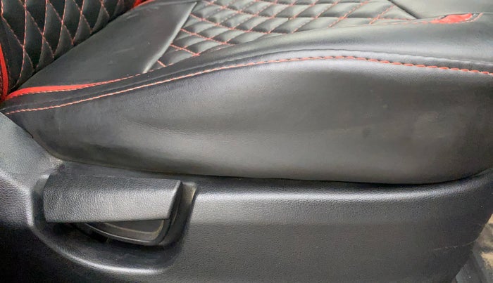 2019 Hyundai NEW SANTRO SPORTZ MT, Petrol, Manual, 27,991 km, Driver Side Adjustment Panel