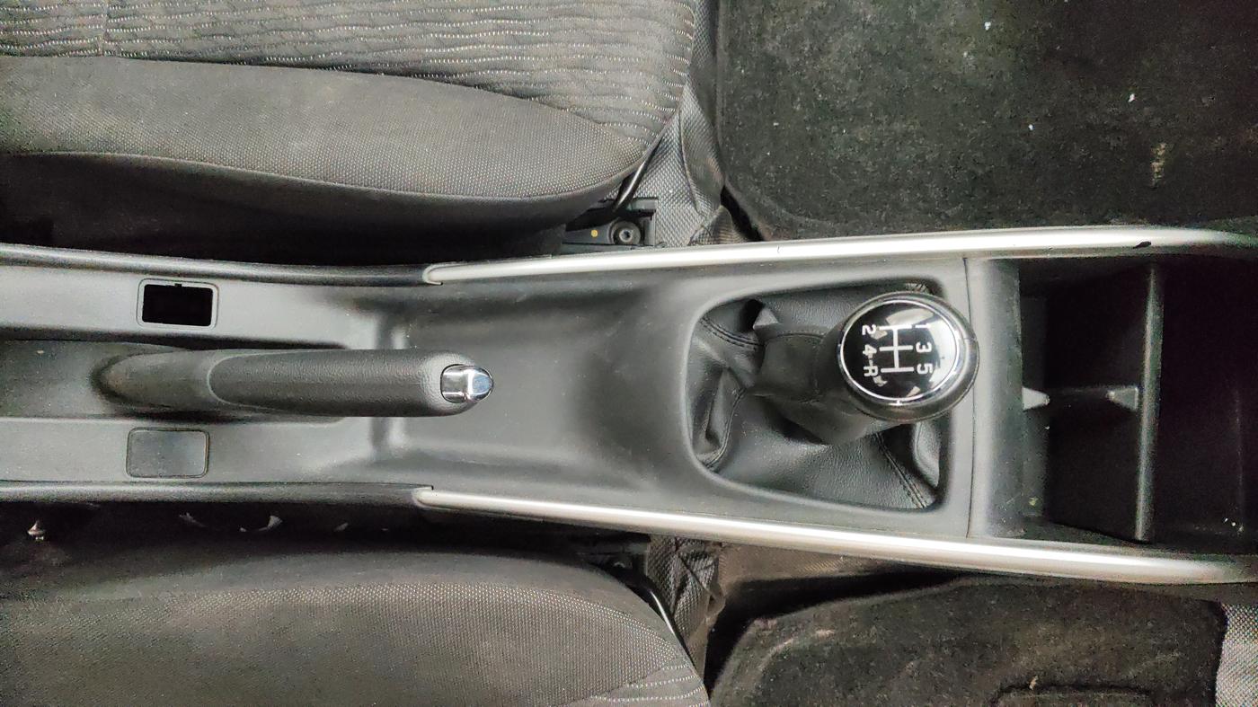 2018 Maruti Baleno DELTA PETROL 1.2, Petrol, Manual, 56,342 km, Gear Lever