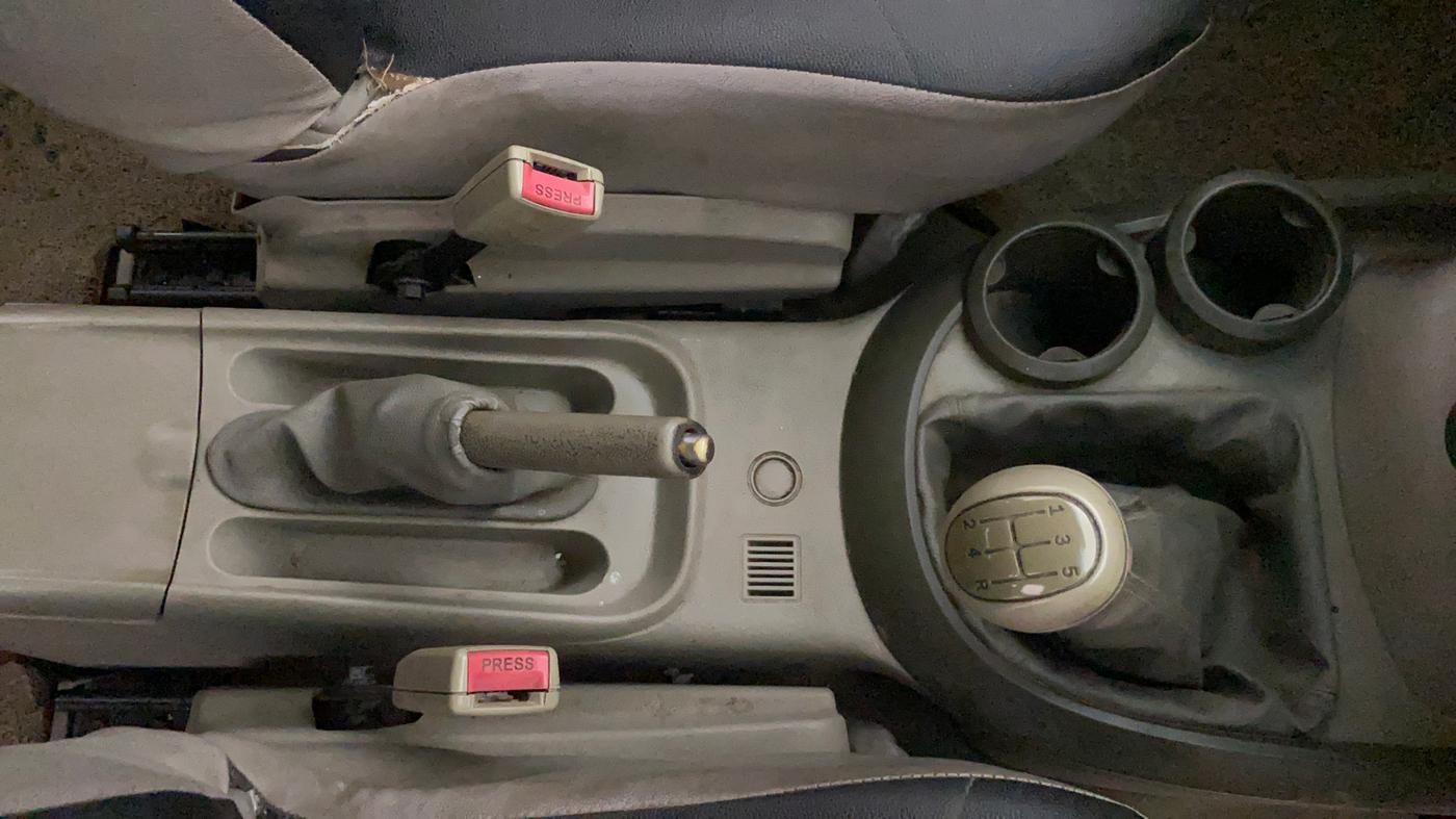 2014 Mahindra Quanto C4, Diesel, Manual, 47,277 km, Gear Lever