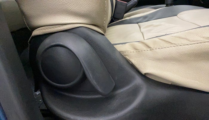 2014 Nissan Micra Active XL, Petrol, Manual, 48,096 km, Driver Side Adjustment Panel