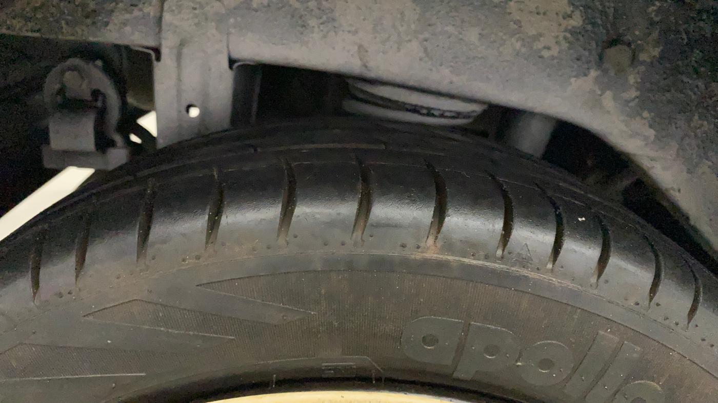 2012 Maruti Alto K10 VXI, Petrol, Manual, 43,322 km, Right Rear Tyre Tread