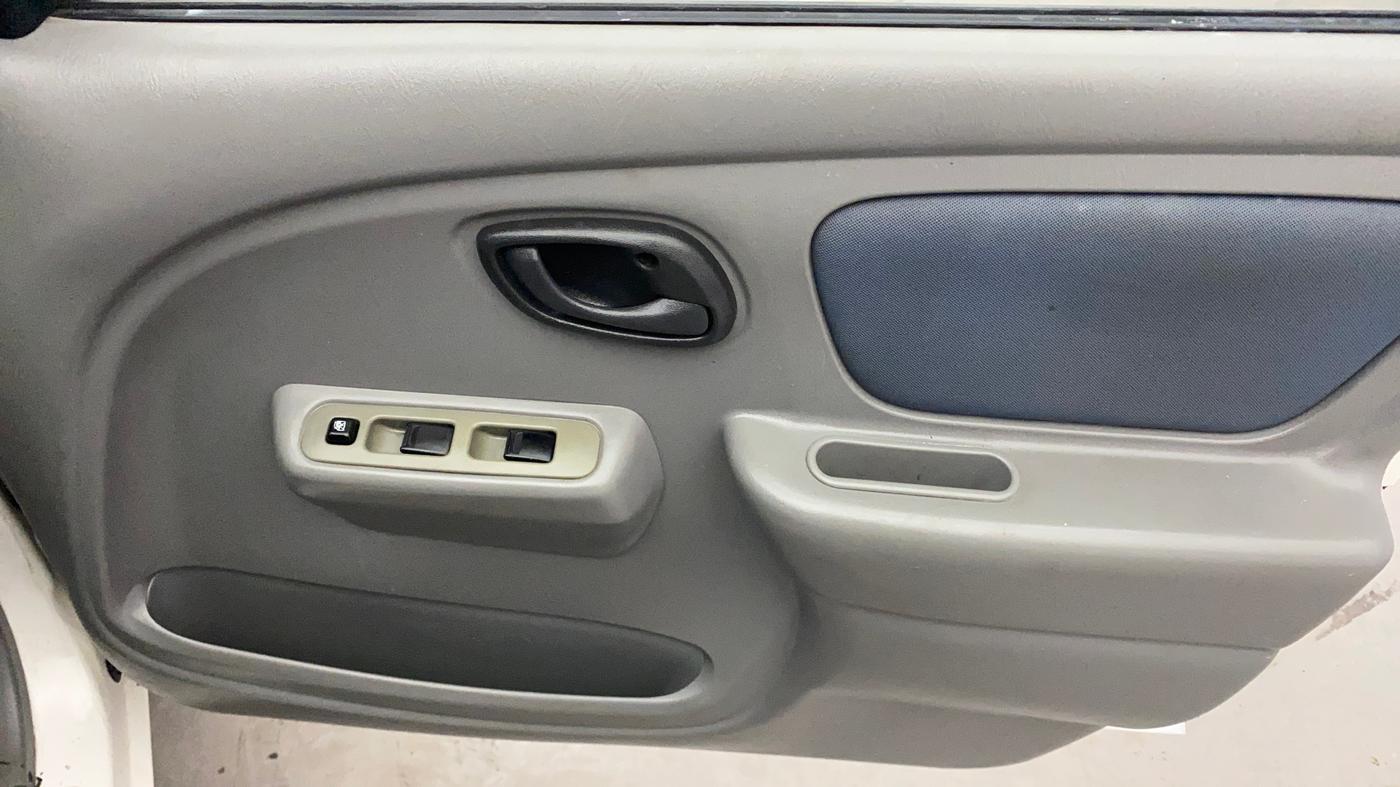 2012 Maruti Alto K10 VXI, Petrol, Manual, 43,322 km, Driver Side Door Panels Control