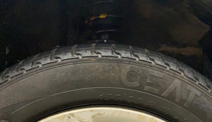 2012 Maruti Alto K10 VXI, Petrol, Manual, 43,322 km, Right Front Tyre Tread