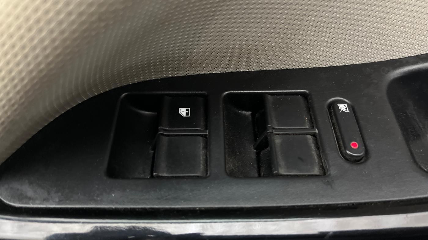 2022 Tata NEXON XZ PLUS PETROL, Petrol, Manual, 59,270 km, Driver Side Door Panels Control