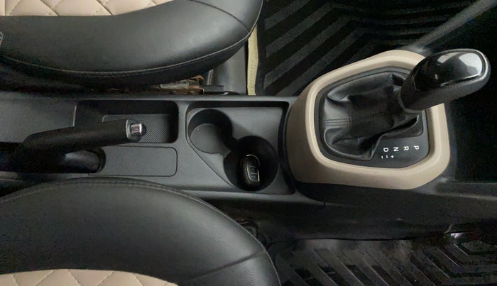 2015 Hyundai Grand i10 ASTA AT 1.2 KAPPA VTVT, Petrol, Automatic, 48,932 km, Gear Lever