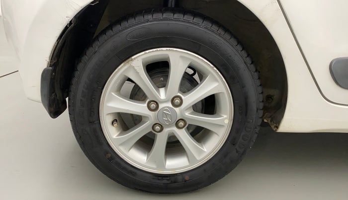 2015 Hyundai Grand i10 ASTA AT 1.2 KAPPA VTVT, Petrol, Automatic, 48,932 km, Right Rear Wheel