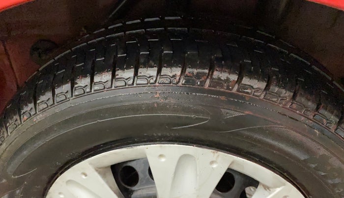 2015 Honda Brio S MT, Petrol, Manual, 45,577 km, Left Rear Tyre Tread