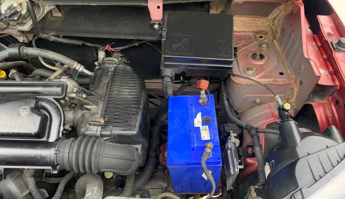 2017 Renault Kwid 1.0 RXT 02 Anniversary Edition, Petrol, Manual, 16,853 km, Engine View - Left