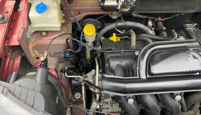 2017 Renault Kwid 1.0 RXT 02 Anniversary Edition, Petrol, Manual, 16,853 km, Engine View - Right