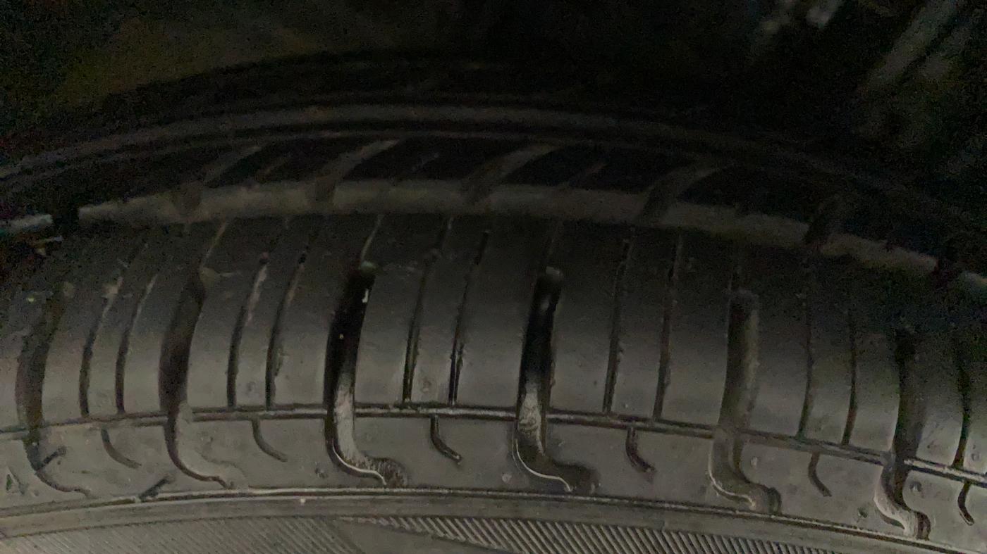 2017 Datsun Redi Go T, Petrol, Manual, 7,946 km, Right Rear Tyre Tread