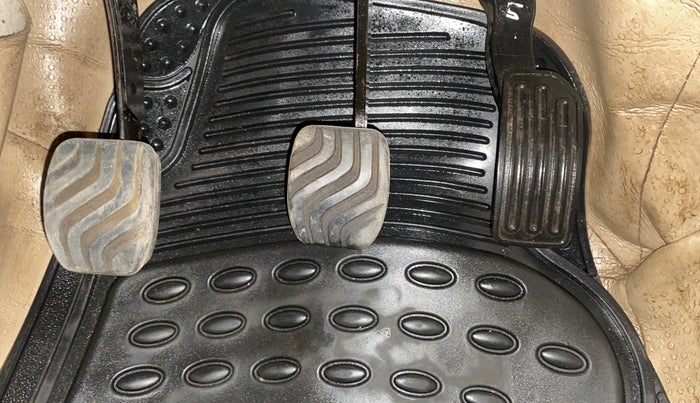 2017 Datsun Redi Go T, Petrol, Manual, 7,946 km, Pedals