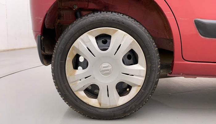 2014 Maruti Wagon R 1.0 VXI, Petrol, Manual, 83,098 km, Right Rear Wheel