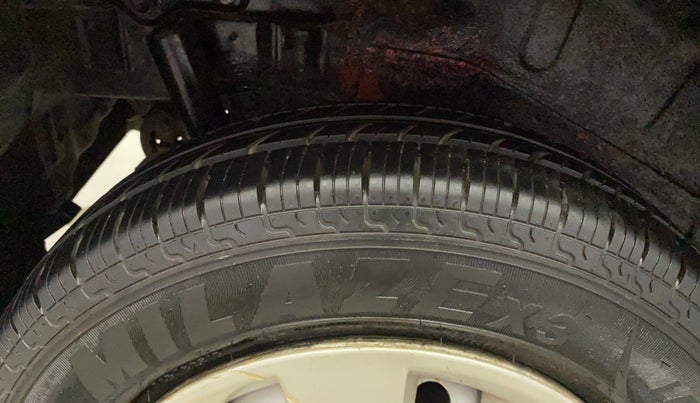 2013 Maruti Wagon R 1.0 LXI, Petrol, Manual, 37,152 km, Right Rear Tyre Tread