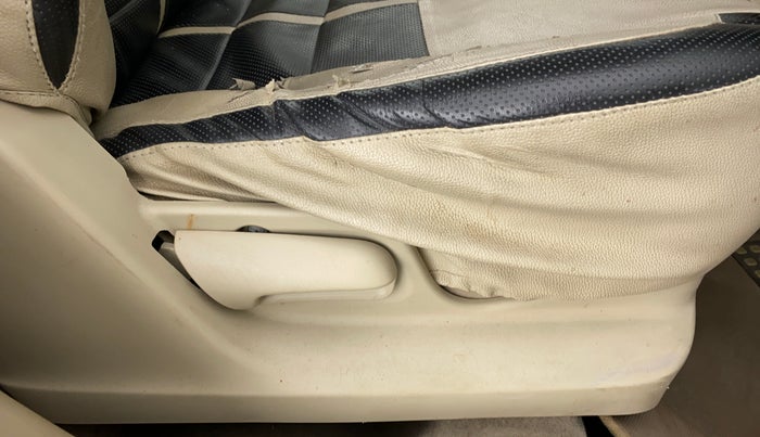 2014 Maruti Swift Dzire LXI 1.2 BS IV, Petrol, Manual, 59,068 km, Driver Side Adjustment Panel