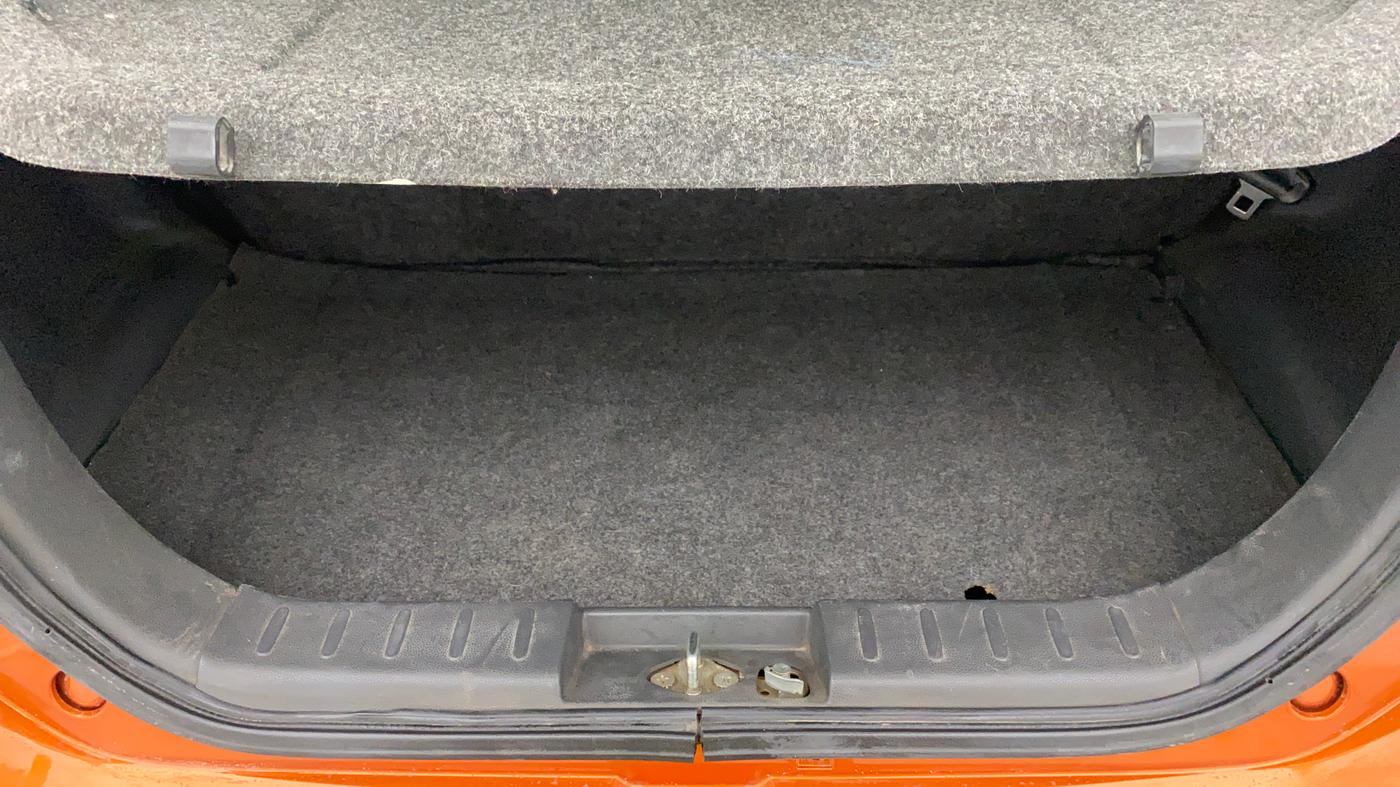 2015 Maruti Alto K10 VXI AMT P, Petrol, Automatic, 27,824 km, Boot Inside