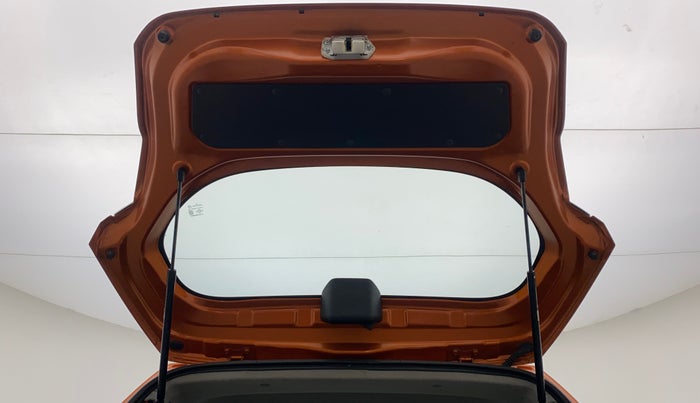 2015 Maruti Alto K10 VXI AMT P, Petrol, Automatic, 27,824 km, Boot Door Open