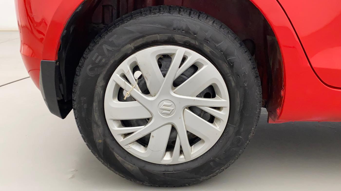 2016 Maruti Swift VXI, Petrol, Manual, 37,715 km, Right Rear Wheel