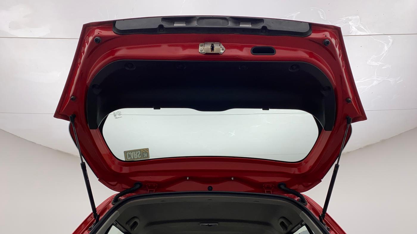 2016 Maruti Swift VXI, Petrol, Manual, 37,715 km, Boot Door Open