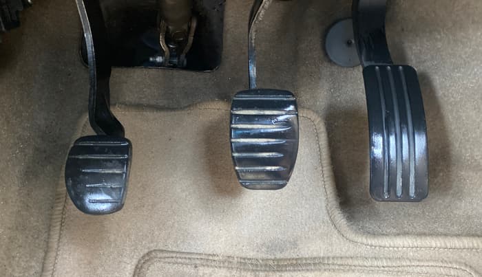 2014 Nissan Terrano XV D THP 110 PS, Diesel, Manual, 83,912 km, Pedals