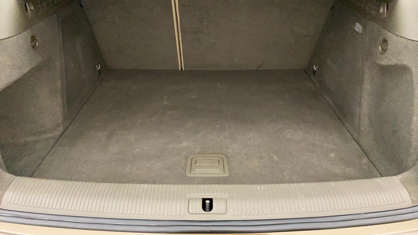 2013 Audi Q3 2.0 TDI QUATTRO, Diesel, Automatic, 67,051 km, Boot Inside View
