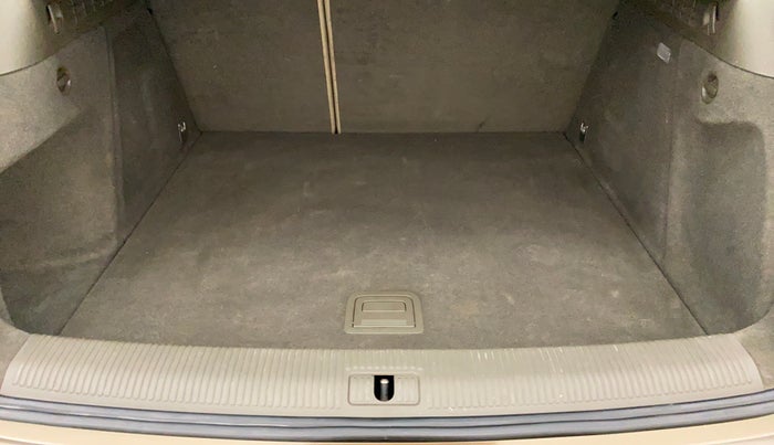 2013 Audi Q3 2.0 TDI QUATTRO, Diesel, Automatic, 67,051 km, Boot Inside View