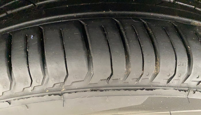 2021 Hyundai NEW I20 N LINE N8 1.0 TURBO GDI IMT, Petrol, Manual, 77,451 km, Left Front Tyre Tread