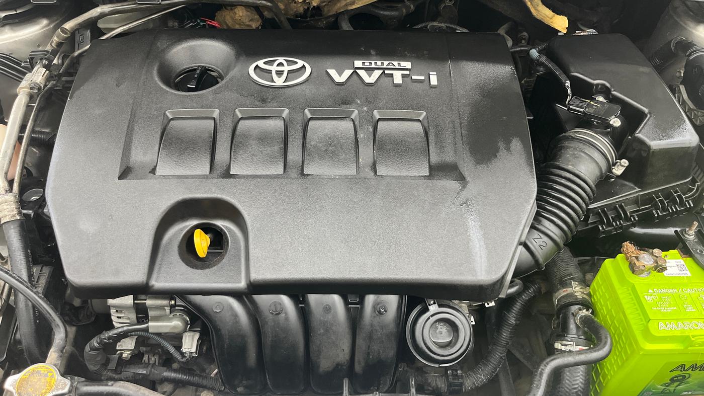 2014 Toyota Corolla Altis VL CVT PETROL, Petrol, Automatic, 1,08,352 km, Engine View