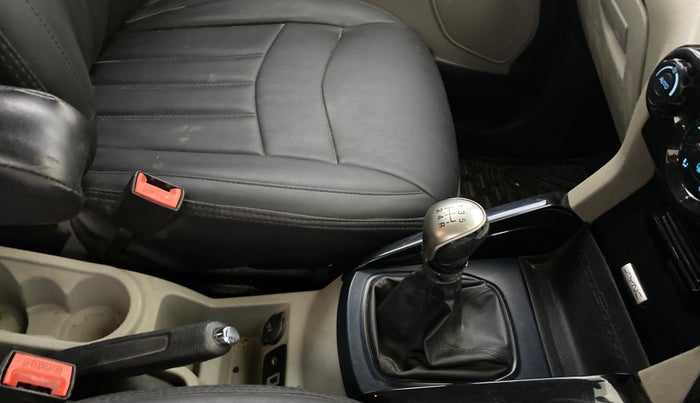 2016 Ford Ecosport TITANIUM 1.5L DIESEL, Diesel, Manual, 63,177 km, Gear Lever