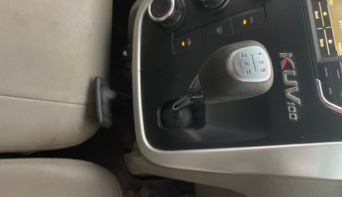 2016 Mahindra Kuv100 K8 6 STR, Petrol, Manual, 54,693 km, Gear Lever