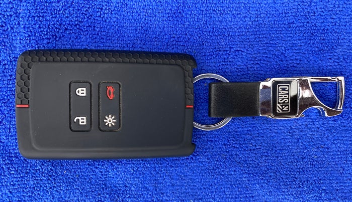 2019 Renault TRIBER RXZ, CNG, Manual, 52,229 km, Key Close Up