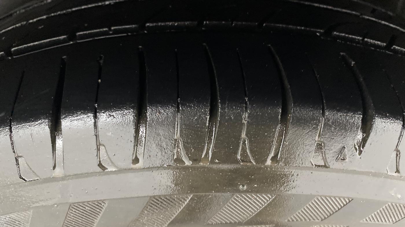 2017 Tata TIGOR XZ (O) PETROL, Petrol, Manual, 72,438 km, Left Rear Tyre Tread