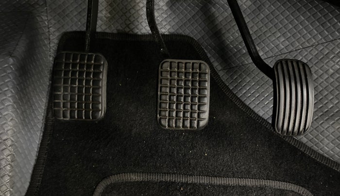 2017 Tata TIGOR XZ (O) PETROL, Petrol, Manual, 72,438 km, Pedals