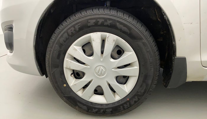 2014 Maruti Swift Dzire VXI, Petrol, Manual, 32,941 km, Left Front Wheel