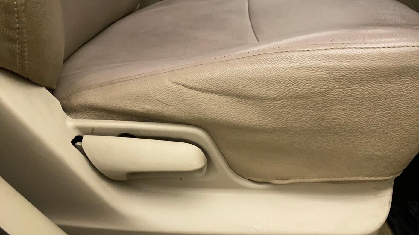 2014 Maruti Swift Dzire VXI, Petrol, Manual, 32,941 km, Driver Side Adjustment Panel