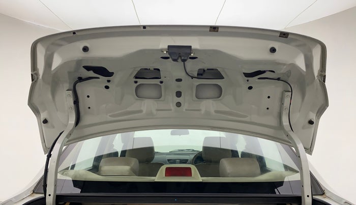 2014 Maruti Swift Dzire VXI, Petrol, Manual, 32,941 km, Boot Door Open