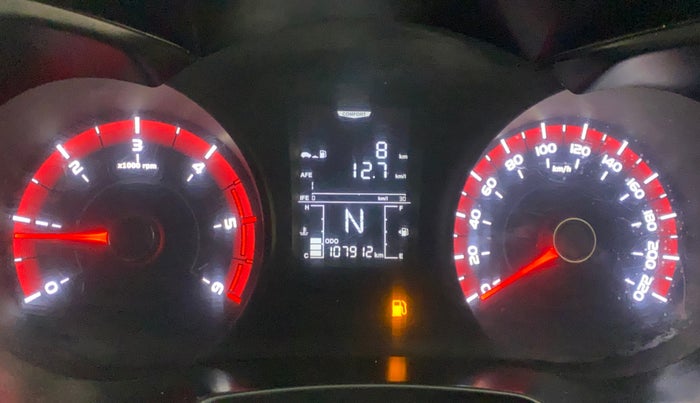 2019 Mahindra XUV300 W6 1.5 DIESEL, Diesel, Manual, 1,07,874 km, Odometer Image
