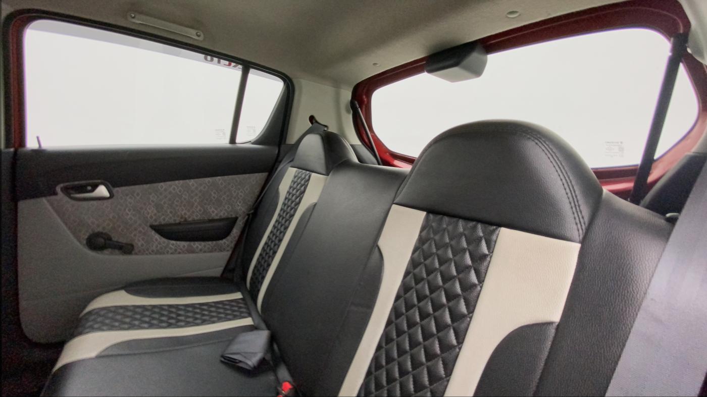 2017 Maruti Alto 800 LXI, Petrol, Manual, 30,566 km, Right Side Rear Door Cabin