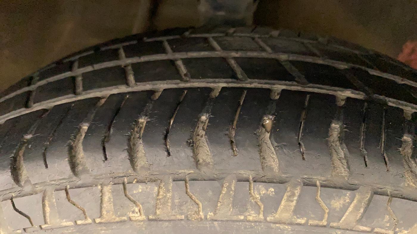 2017 Maruti Alto 800 LXI, Petrol, Manual, 30,566 km, Right Front Tyre Tread