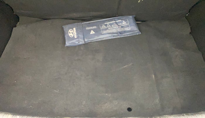 2014 Hyundai i20 SPORTZ 1.2, Petrol, Manual, 50,394 km, Boot Inside