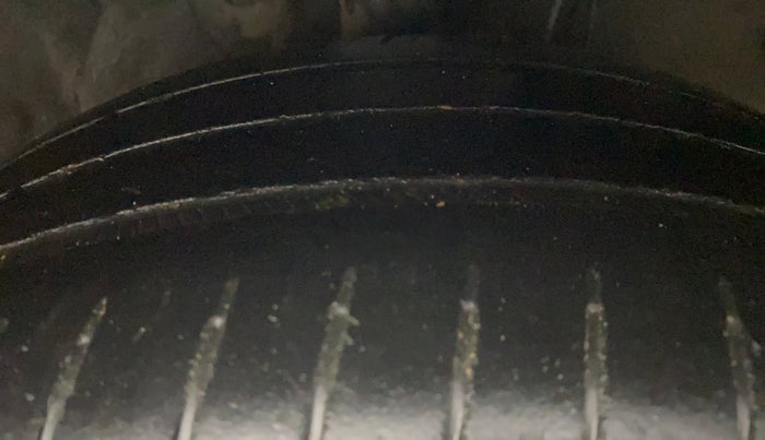 2014 Hyundai i20 SPORTZ 1.2, Petrol, Manual, 50,394 km, Right Front Tyre Tread