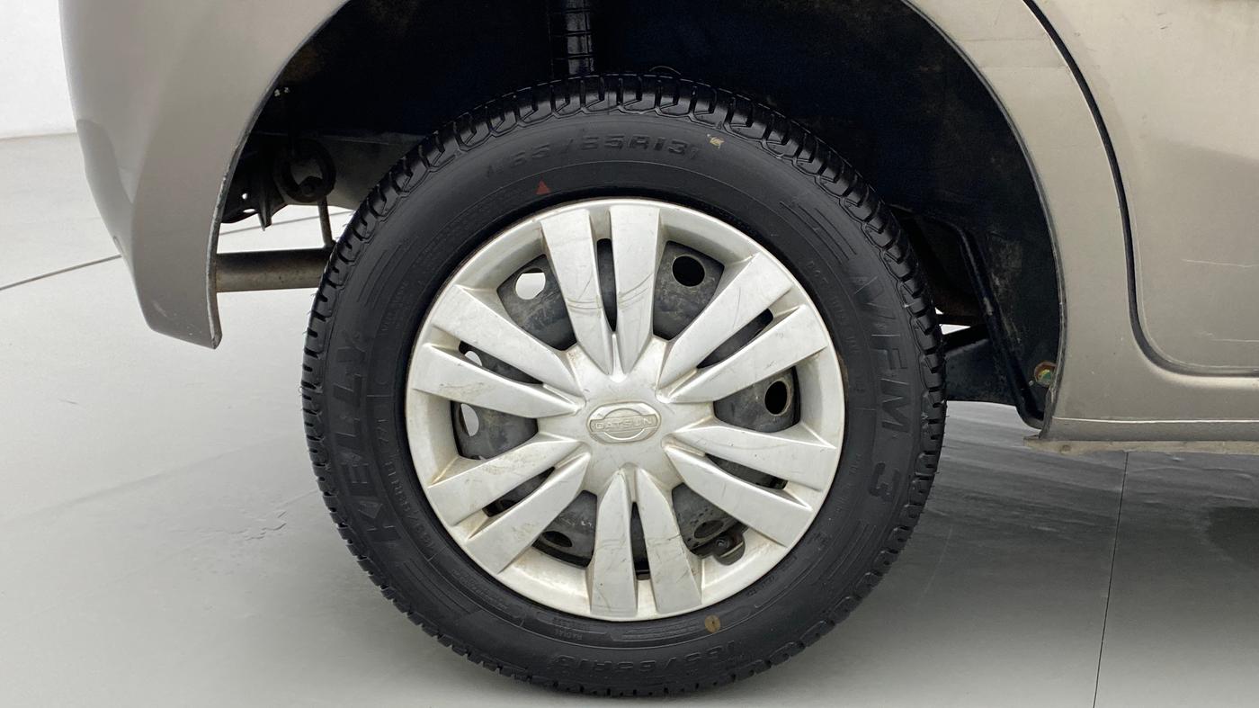 2016 Datsun Go T, Petrol, Manual, 29,961 km, Right Rear Wheel