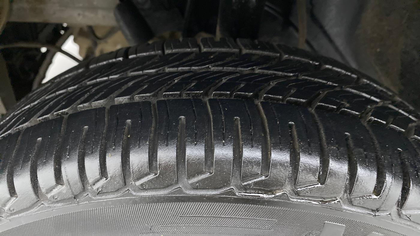 2016 Datsun Go T, Petrol, Manual, 29,961 km, Left Front Tyre Tread