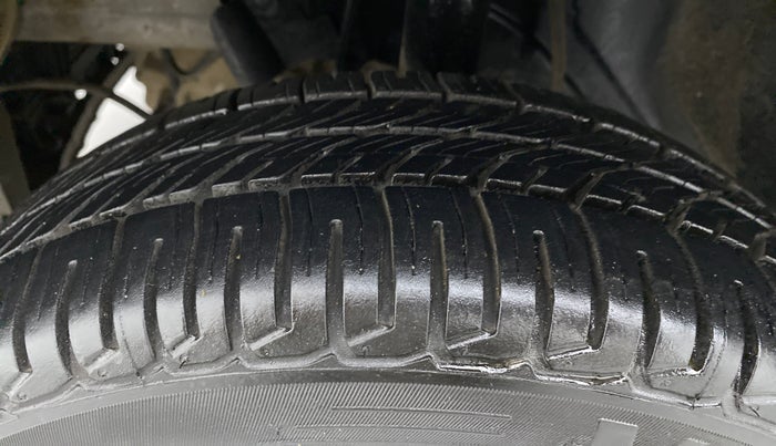 2016 Datsun Go T, Petrol, Manual, 29,961 km, Left Front Tyre Tread