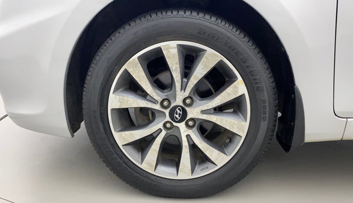 2014 Hyundai Verna FLUIDIC 1.6 VTVT SX OPT, Petrol, Manual, 24,690 km, Left Front Wheel