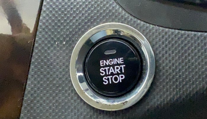 2014 Hyundai Verna FLUIDIC 1.6 VTVT SX OPT, Petrol, Manual, 24,690 km, Keyless Start/ Stop Button