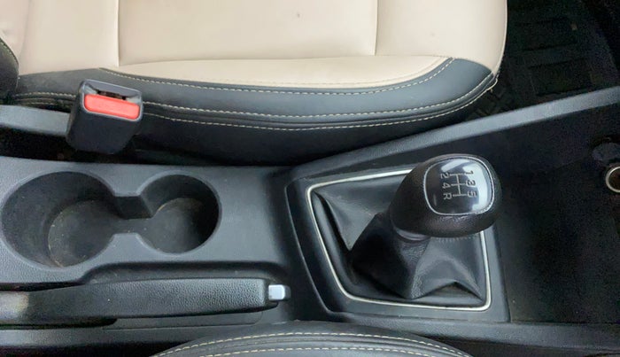 2018 Hyundai Elite i20 ASTA 1.2, Petrol, Manual, 40,258 km, Gear Lever