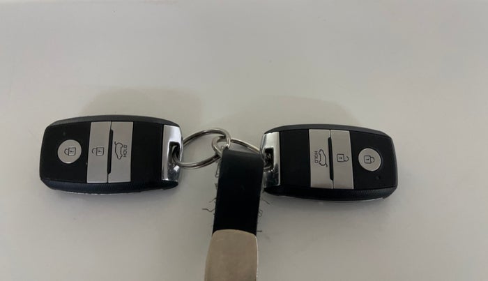 2020 KIA SELTOS HTK 1.5 PETROL, Petrol, Manual, 70,627 km, Key Close Up