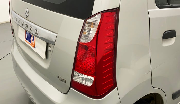 2017 Maruti Wagon R 1.0 LXI CNG, CNG, Manual, 45,186 km, Right tail light - Minor scratches