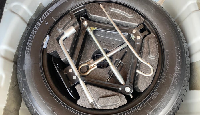 2020 Tata NEXON XZ PLUS (O) PETROL, Petrol, Manual, 32,333 km, Spare Tyre