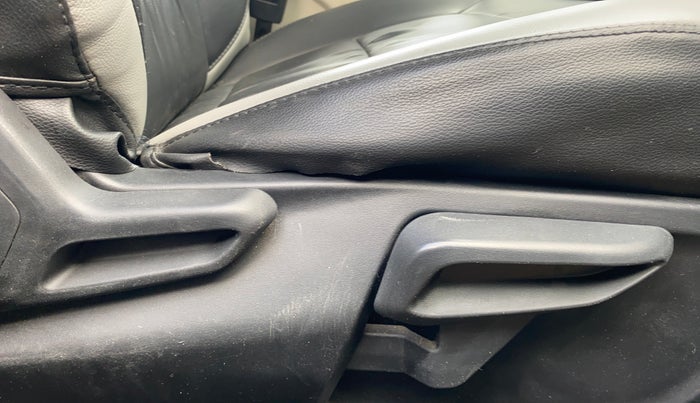 2020 Tata NEXON XZ PLUS (O) PETROL, Petrol, Manual, 32,333 km, Driver Side Adjustment Panel